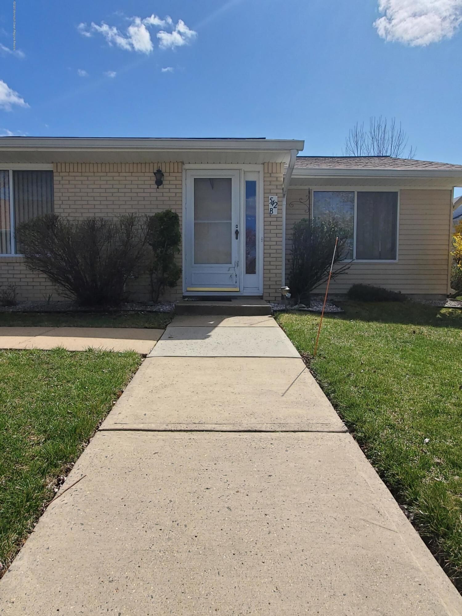 Property Photo:  542B Berberis Plz  NJ 08831 