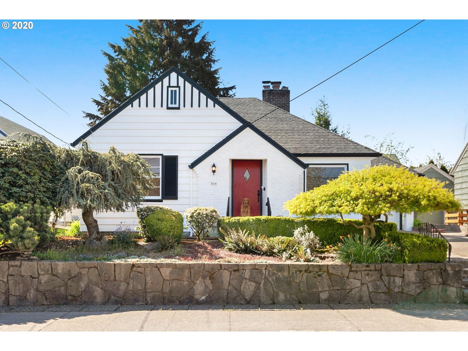Property Photo:  514 N Stafford St  OR 97217 