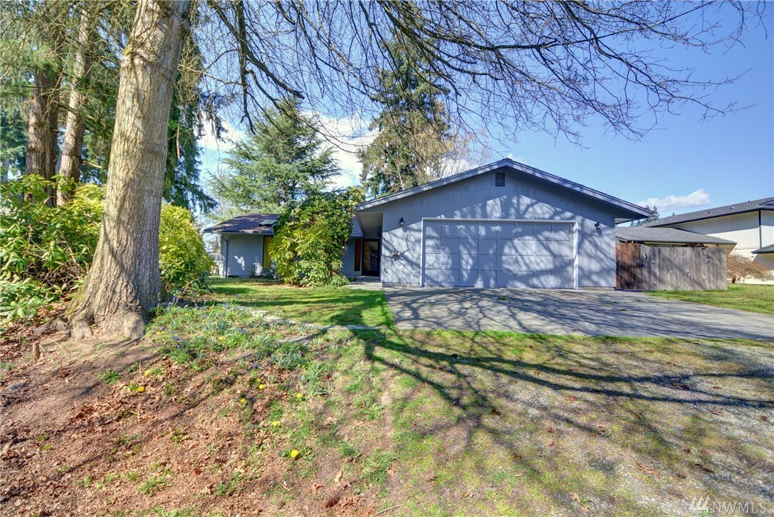 Property Photo:  4613 108th St NE  WA 98271 