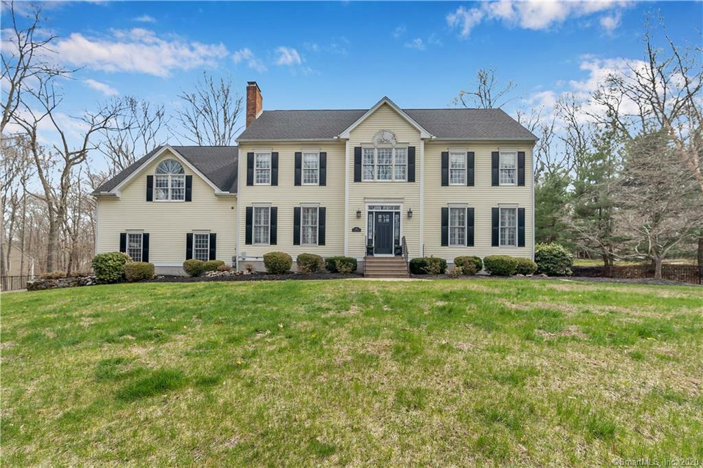 Property Photo: 485 Willow Road CT 06437