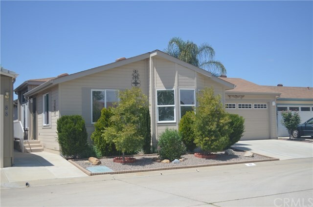 Property Photo:  27250 Murrieta 87  CA 92586 