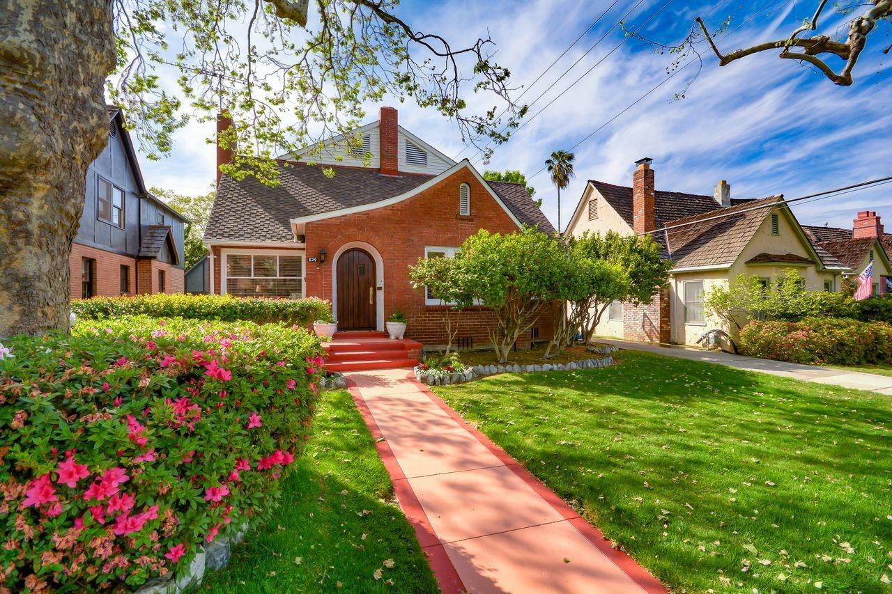 Property Photo: 824 46th Street CA 95819