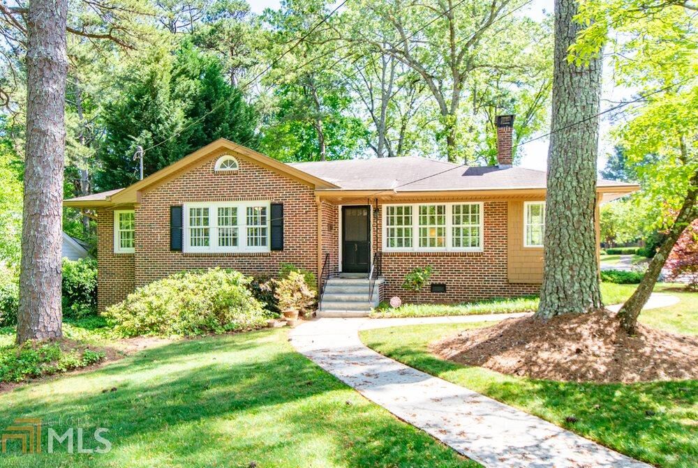 Property Photo: 53 Wiltshire Dr GA 30002