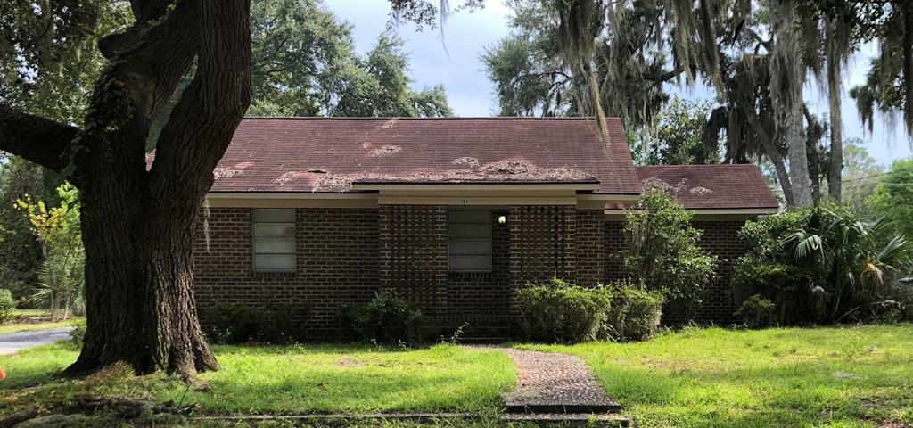 Property Photo:  104 East Hendry Street  GA 31313 