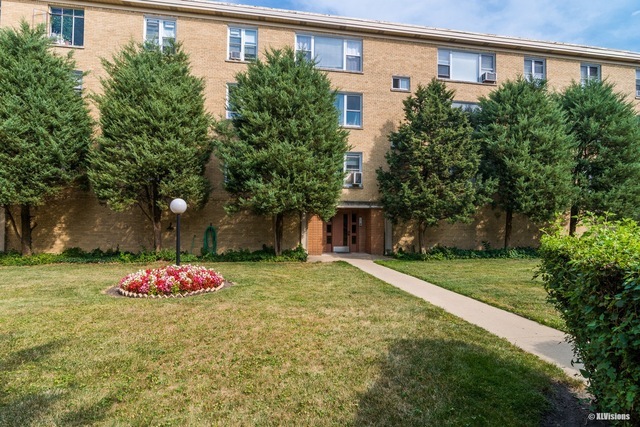 Property Photo:  6029 North Damen Avenue 106  IL 60659 