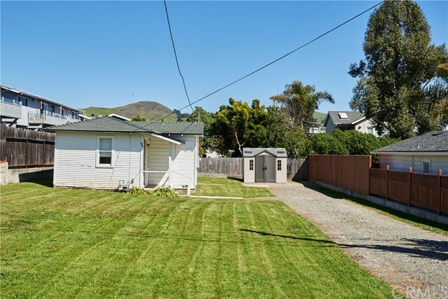 Property Photo:  90 10th Street  CA 93430 