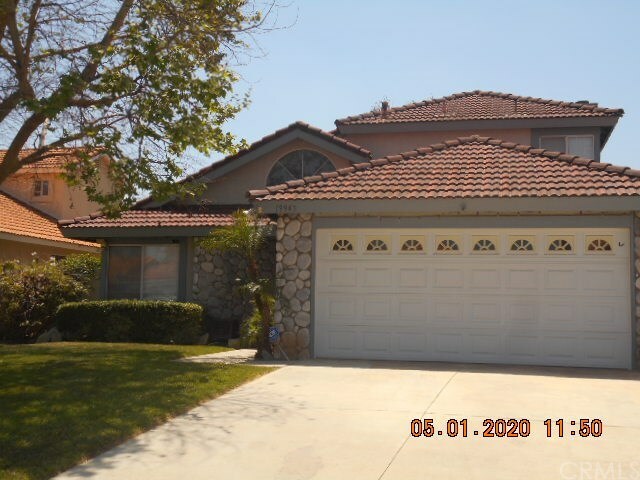 Property Photo: 19943 Silvercrest Lane CA 92508