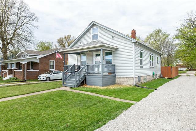 Property Photo: 106 South Maple 62012