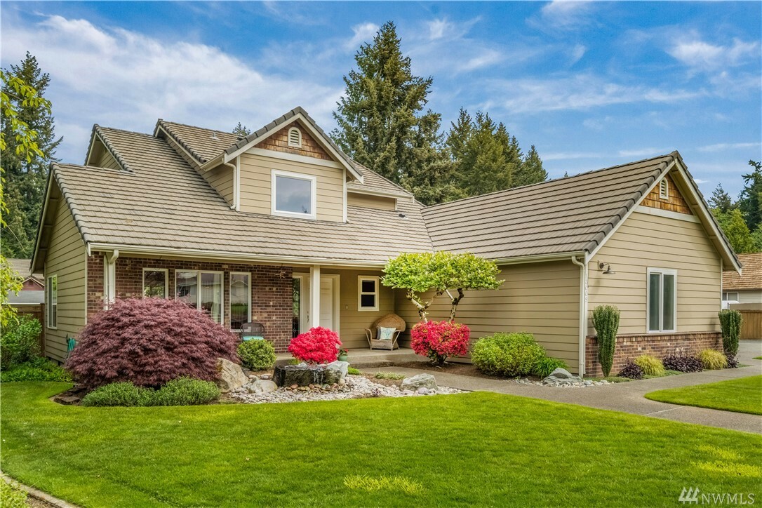Property Photo: 13009 115th Street E WA 98374