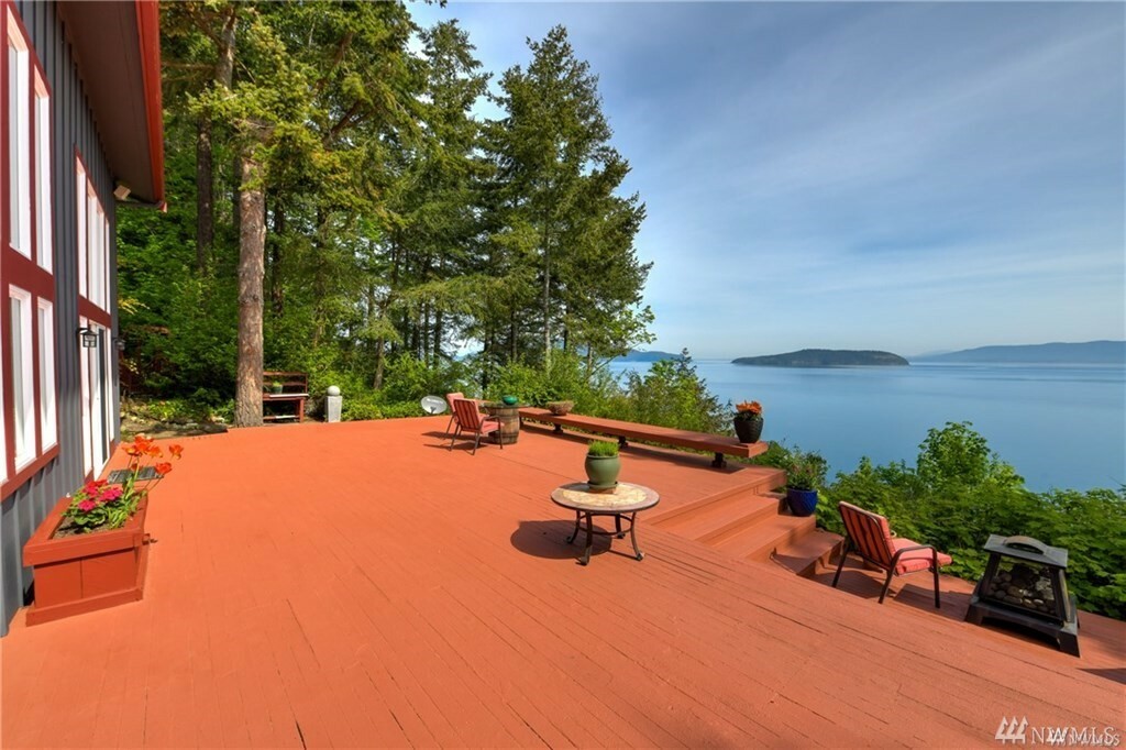 Property Photo: 4717 Guemes Island Rd WA 98221