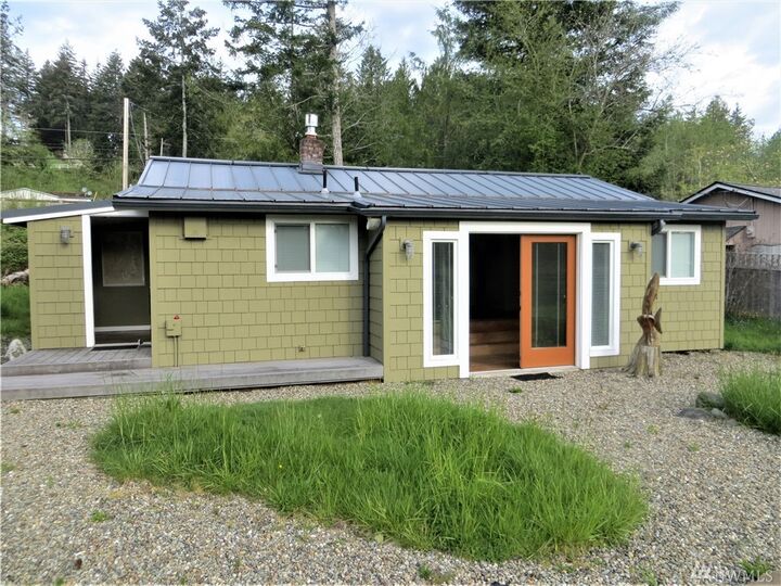 Property Photo:  7270 E Grapeview Loop Rd  WA 98524 