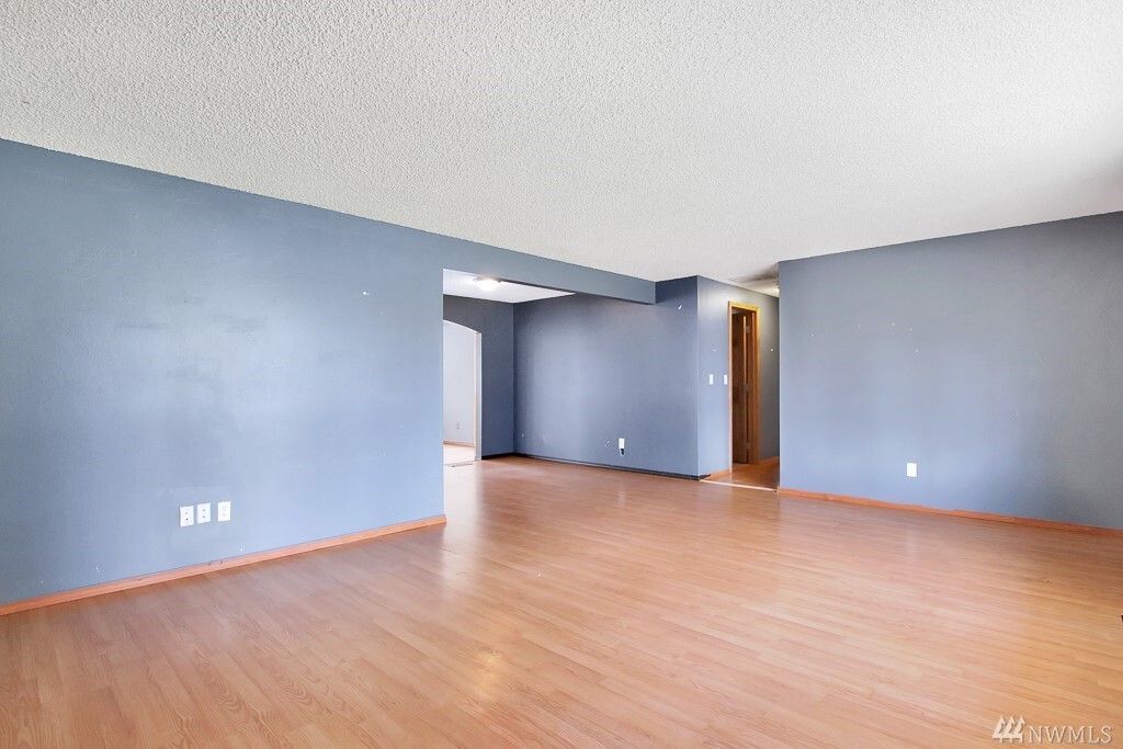 Property Photo: 613 Kansas Street SW WA 98360