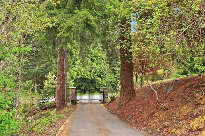 Property Photo: 7116 Interurban Boulevard WA 98296