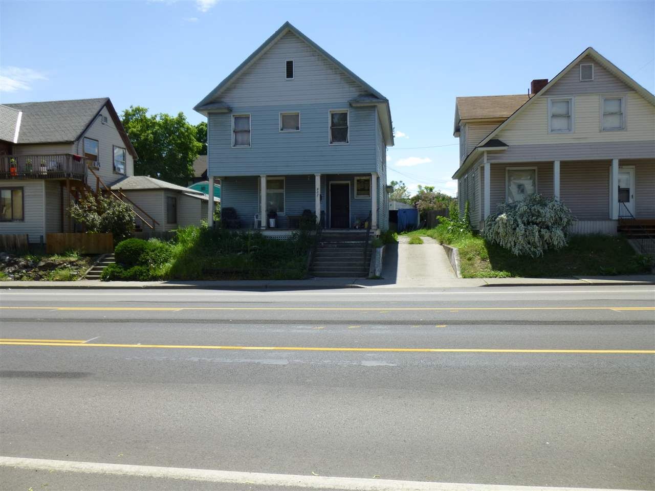 Property Photo:  907 W Maxwell Ave  WA 99201 