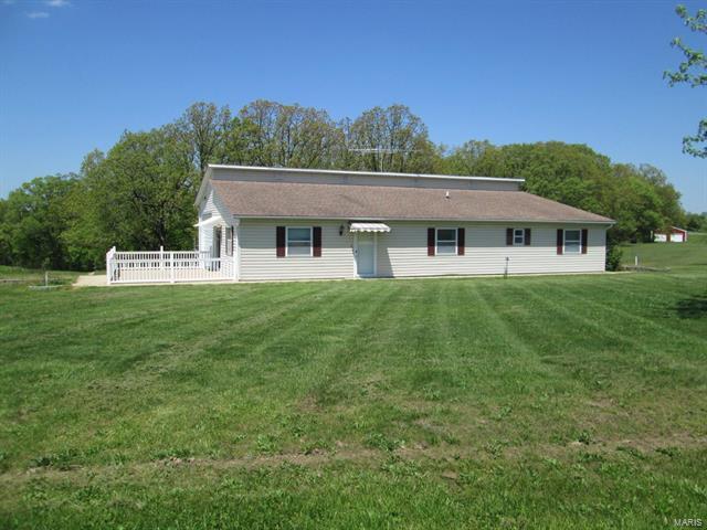 Property Photo: 211 Harmony Hills 63077