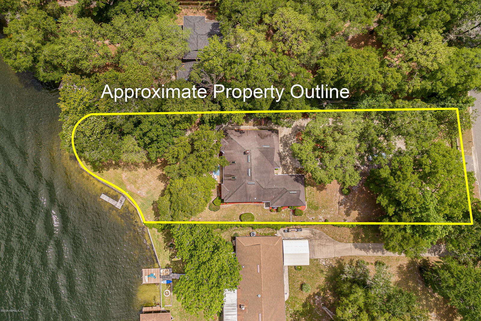 Property Photo:  805 Arthur Moore Drive  FL 32043 