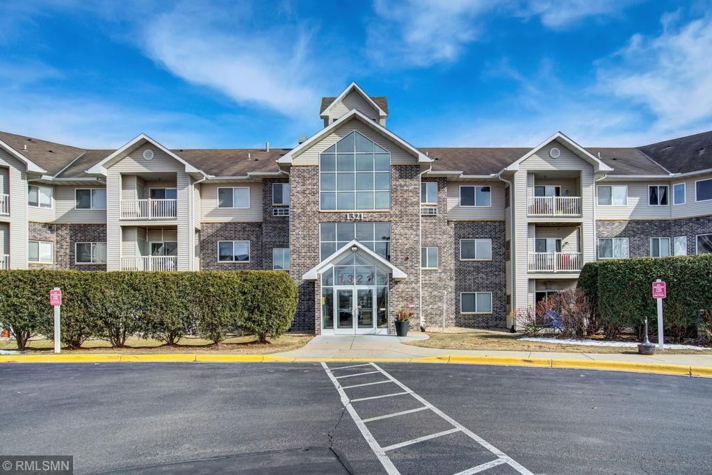 Property Photo: 1321 Lake Drive W 318 MN 55317