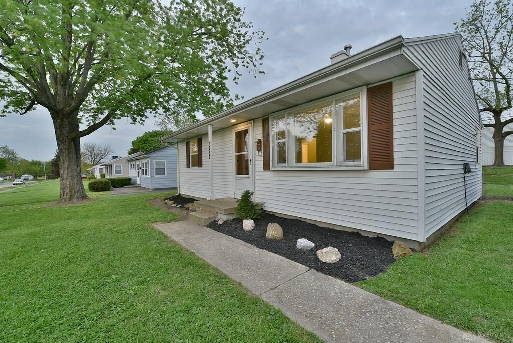 Property Photo: 2332 Carew Avenue OH 45420