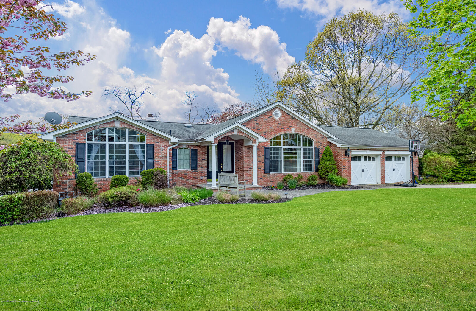 Property Photo:  21 Bayhill Road  NJ 07748 