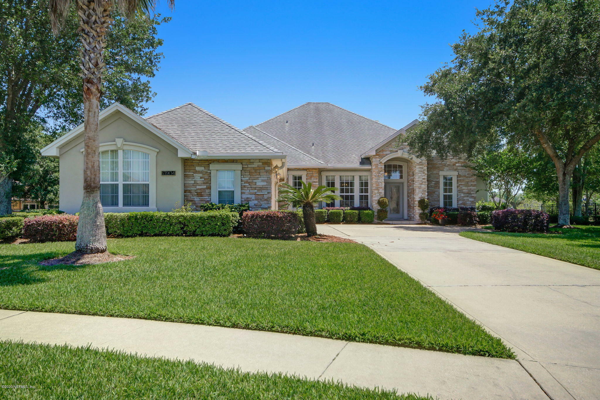 Property Photo:  13904 White Heron Place  FL 32224 