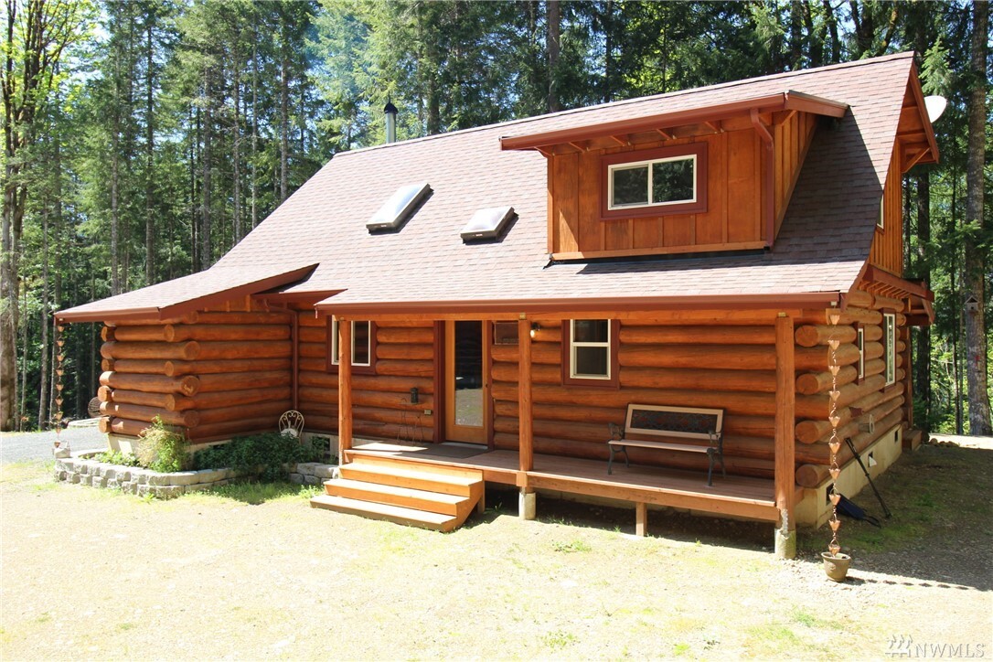 Property Photo:  5152 N Lake Cushman Rd  WA 98548 