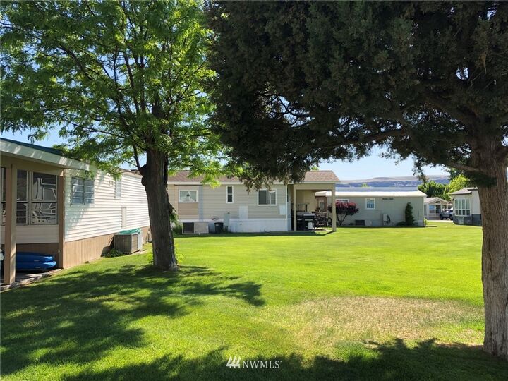 Property Photo:  8818 Crescent Bar Road NW 148  WA 98848 