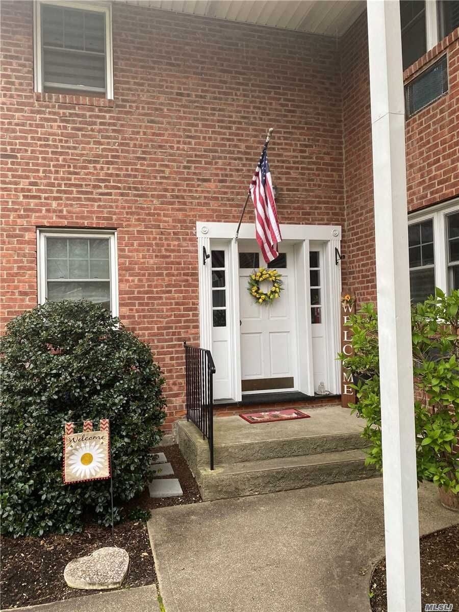 Property Photo:  295 Merrick Road 6C  NY 11701 