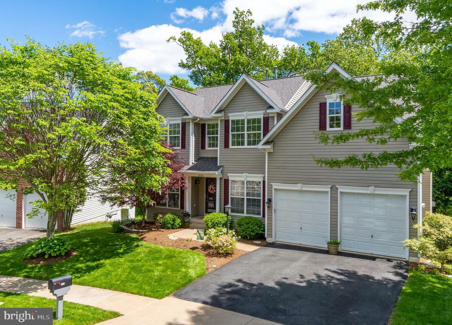 Property Photo:  5313 Gunston Hall Drive  VA 22193 