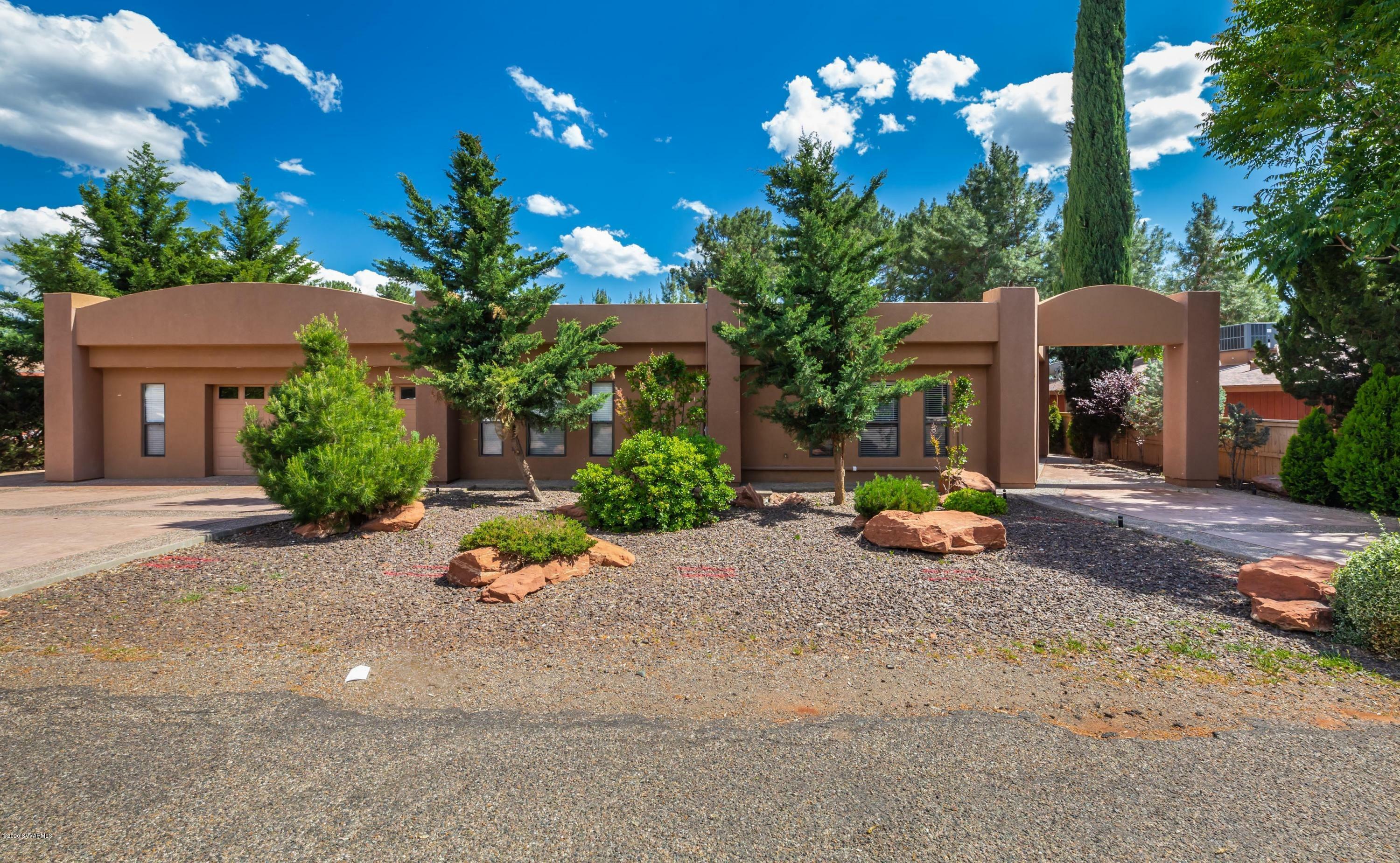 Property Photo: 395 Fairway Oaks Drive AZ 86351
