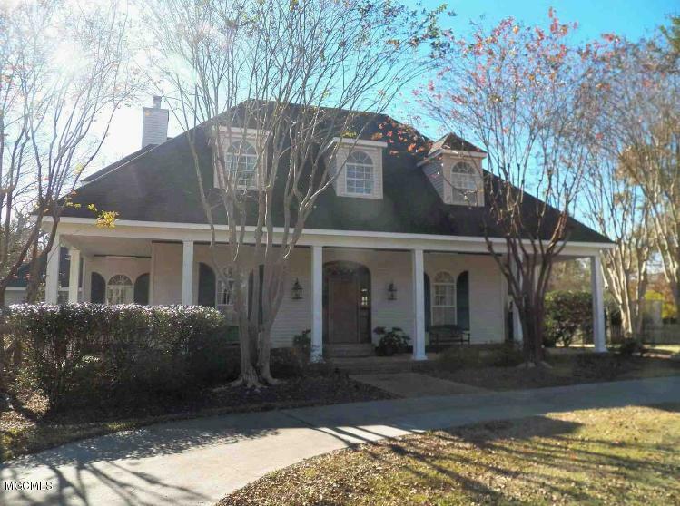 Property Photo:  4 Greenbriar Drive  MS 39507 