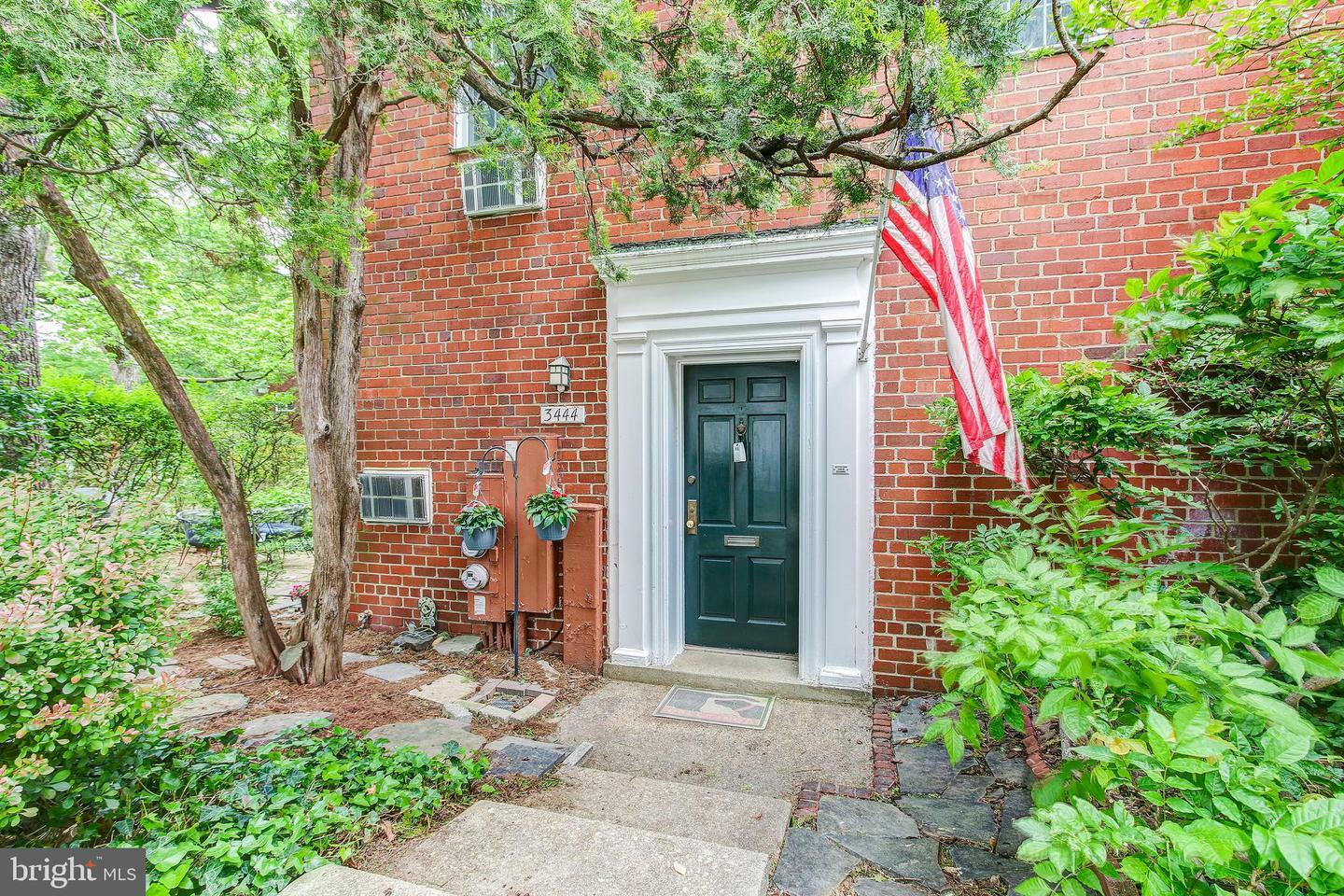 Property Photo:  3444 Gunston Road  VA 22302 