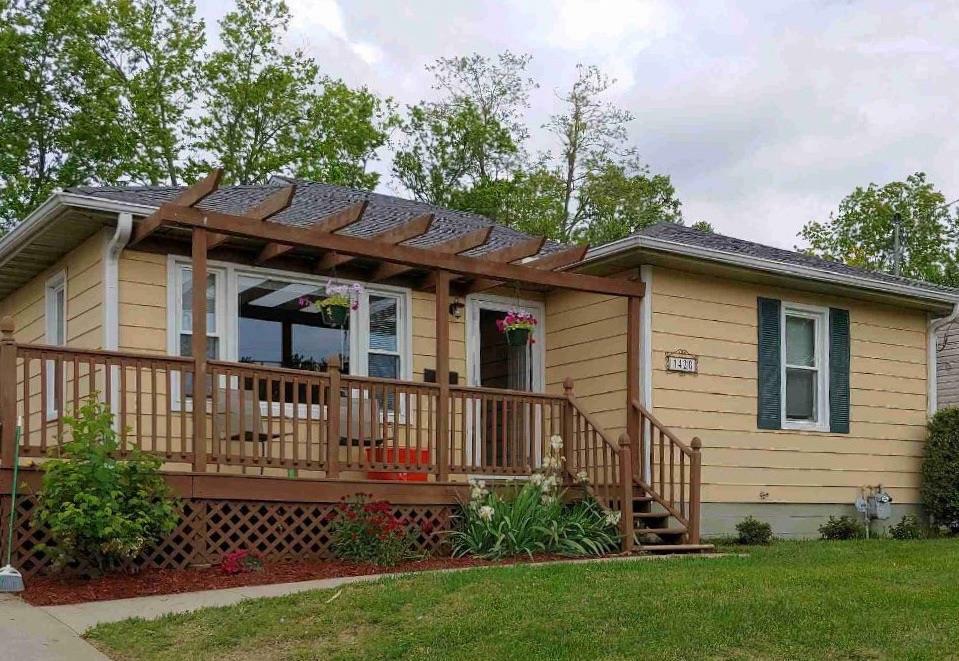 Property Photo:  1428 Arlington Drive  KY 40475 
