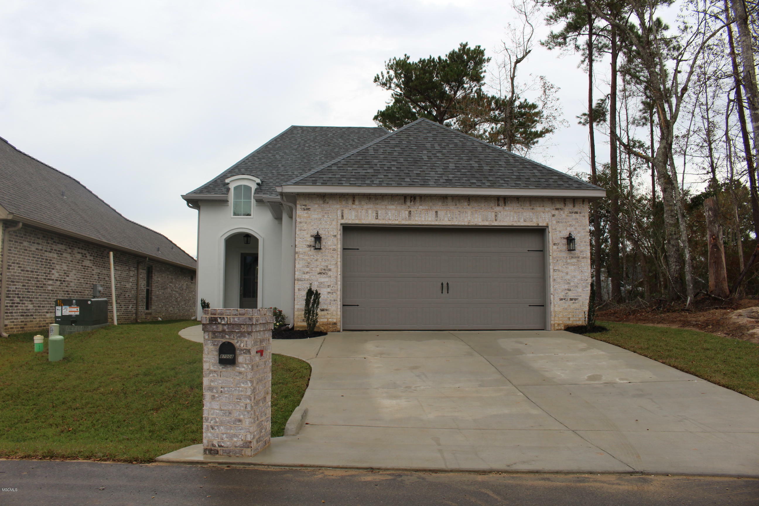 Property Photo:  87008 Beaux Vue Court  MS 39525 