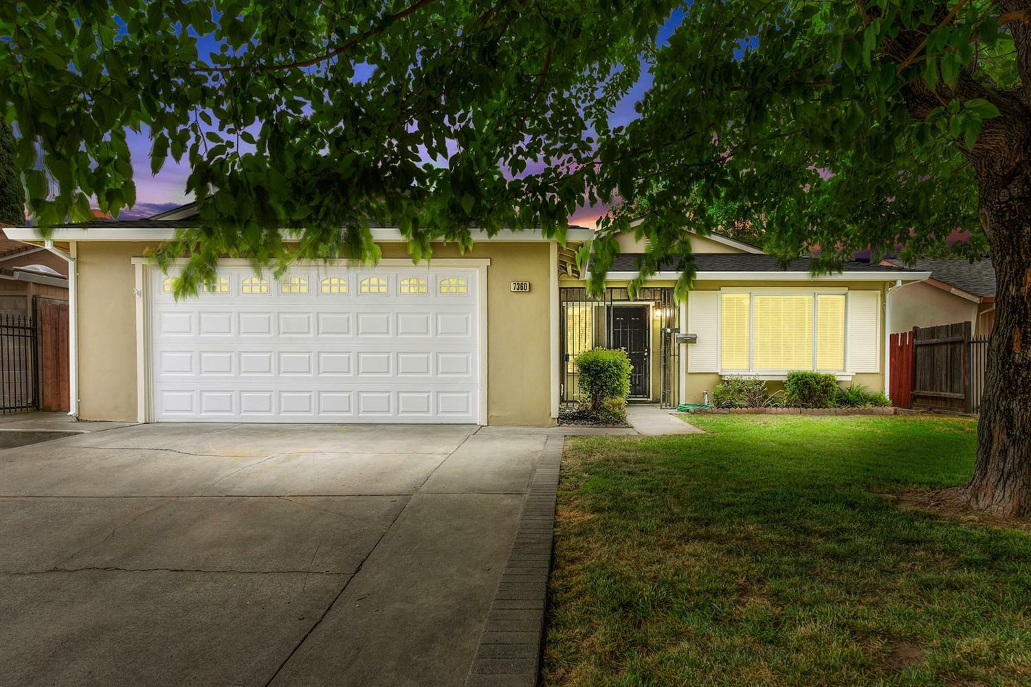 Property Photo:  7360 Arutas Drive  CA 95660 