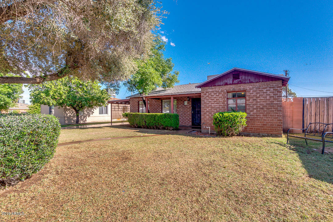 Property Photo:  2107 W Flower Street  AZ 85015 