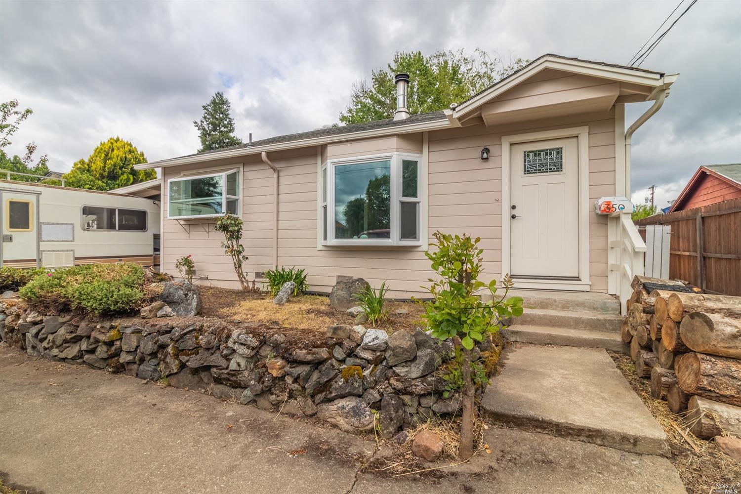 350 South Lenore Avenue  Willits CA 95490 photo