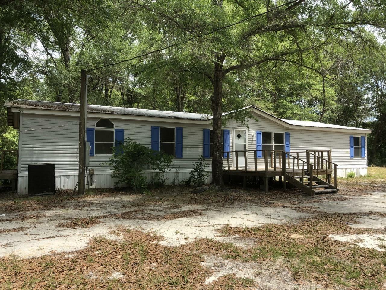 Property Photo:  2540 Co Highway 181-C  FL 32455 