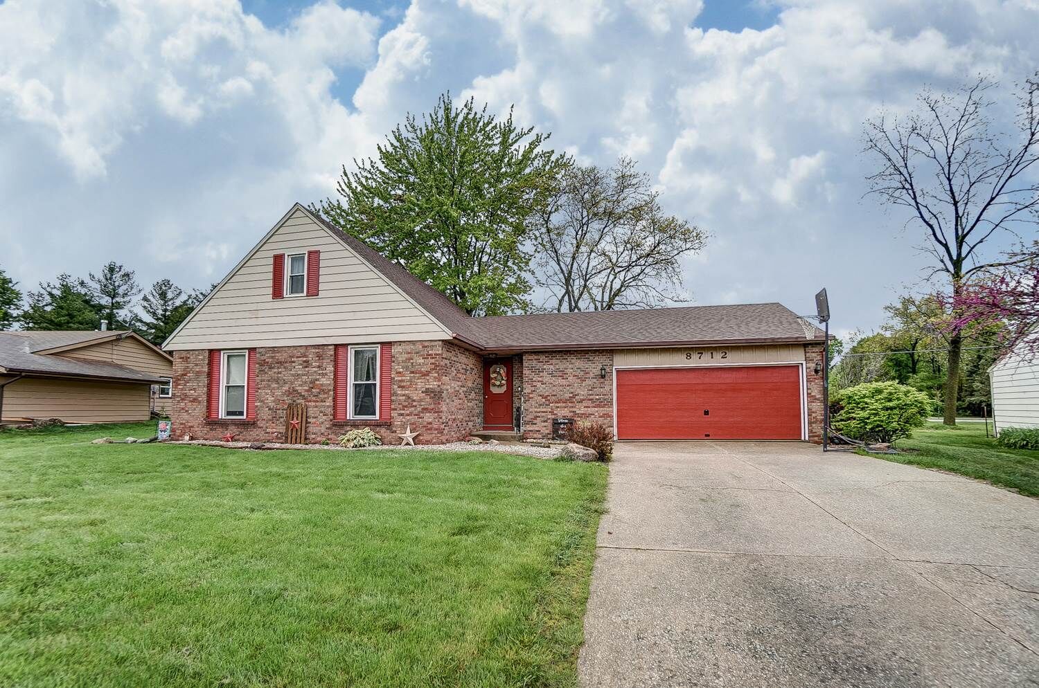 Property Photo:  8712 Voyager Drive  IN 46804-4834 