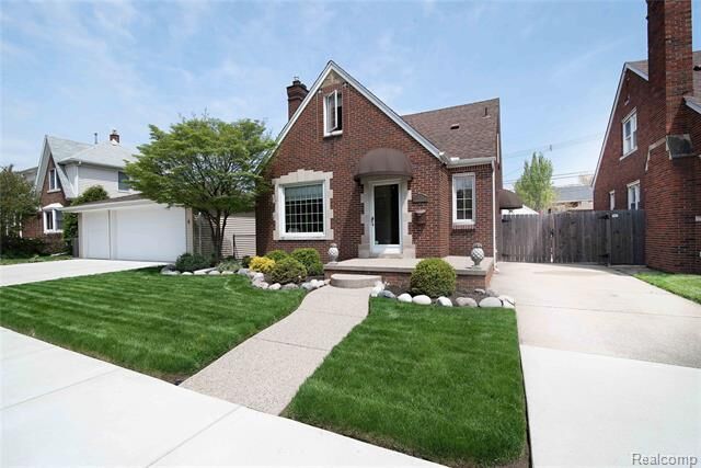Property Photo:  15712 Cleveland Avenue  MI 48101 