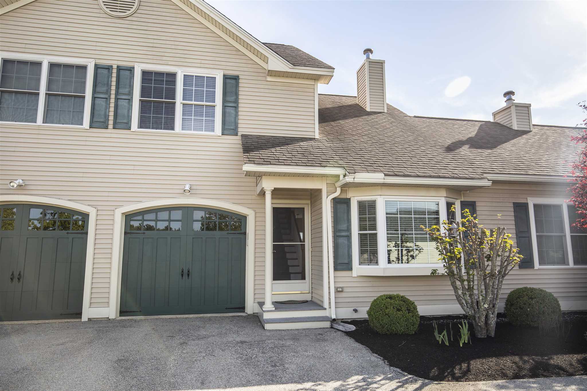 Property Photo: 104 Mountain Village Road NH 03087