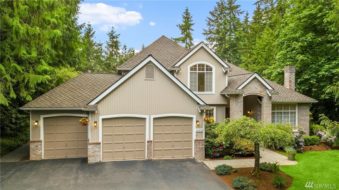 Property Photo:  14259 178th Ave NE  WA 98072 