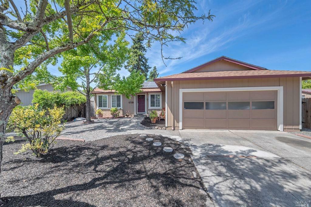 Property Photo:  8115 Countryside Court  CA 95492 