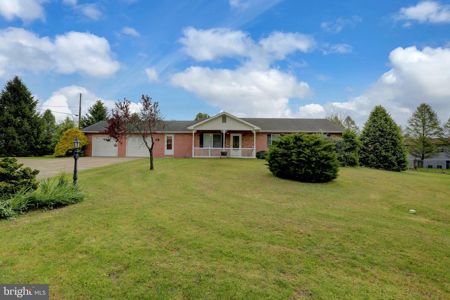 Property Photo:  896 Sheck Drive  PA 17074 