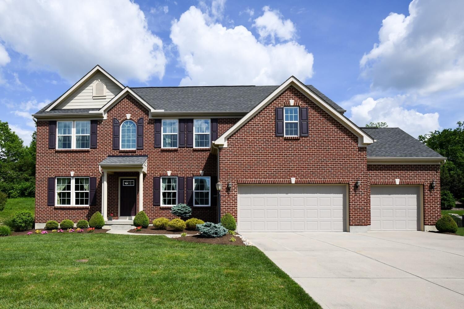 Property Photo: 7634 Eleventh Hour Ln OH 45069