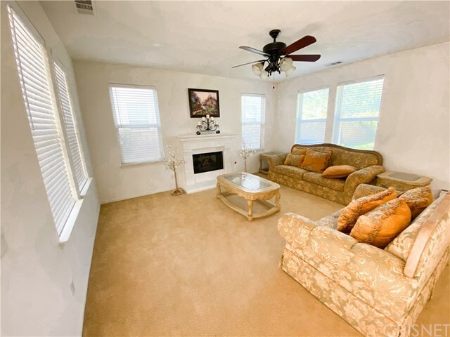 Property Photo:  17018 Strawberry Pine Court  CA 91387 