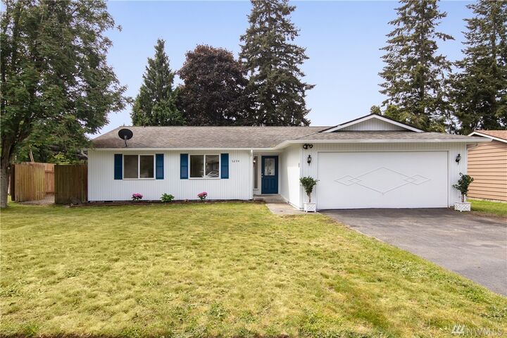 5204  172nd Street SW  Lynnwood WA 98037 photo