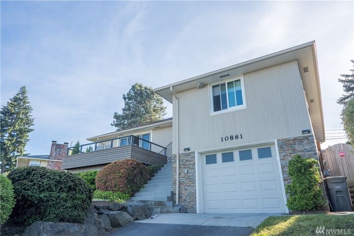 Property Photo:  10861 Auburn Ave S  WA 98178 