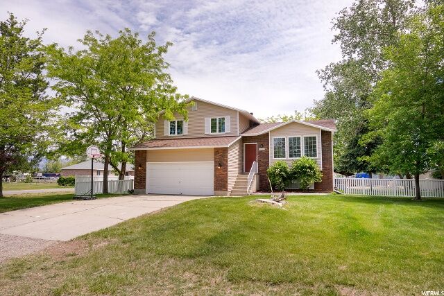 Address not disclosed  Hooper UT 84315 photo