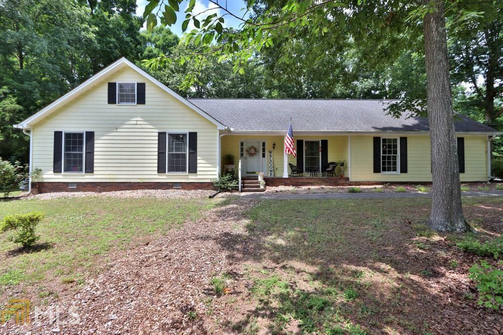 Property Photo:  2406 Ivy Way  GA 30078 