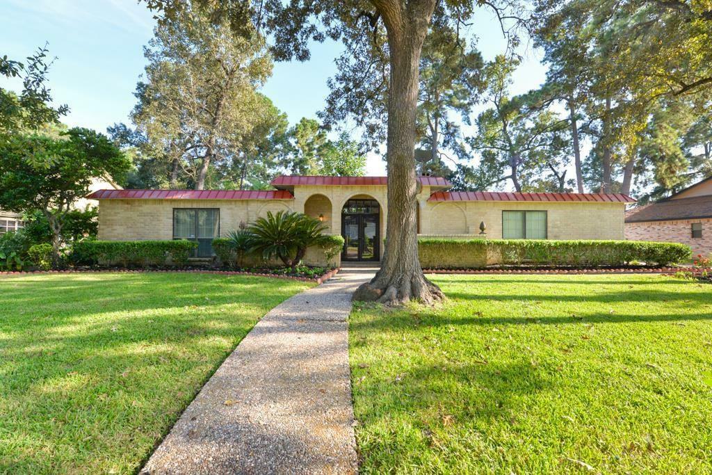 Property Photo:  6111 Coral Ridge Road  TX 77069 